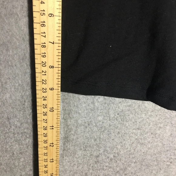 Womens NWT SO Crop Top Short Neutral Basic Summer Spring Feminine Criss Cross - Picture 4 of 5